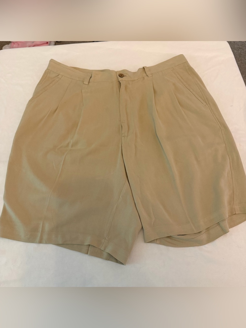 Caribbean 100% Silk Khaki Pleated Shorts Size 36 High Waist Vintage Resort
